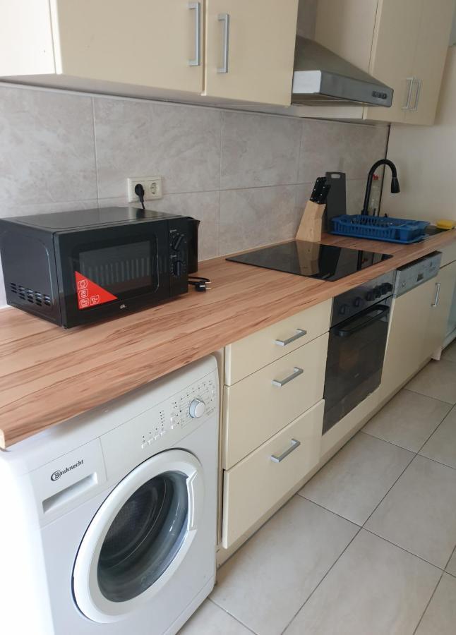 Schoene 2 Zimmer Wohnung Im Herzen Von グライスドルフ エクステリア 写真